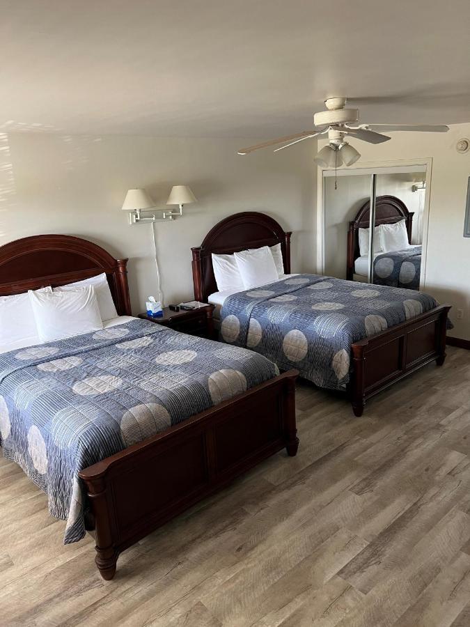 Shore Stay Suites Кейп-Чарльз Екстер'єр фото